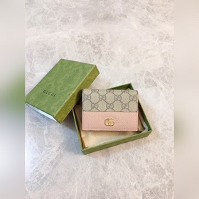 Новинка от Gucci! Изготовлена из импортной кожи ниток, новая сери