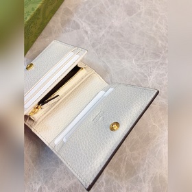 Новинка от Gucci! Изготовлено из импортной кожи ниток, новая сери