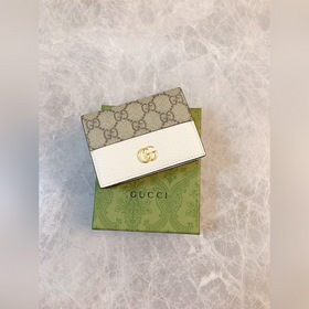 Новинка от Gucci! Изготовлено из импортной кожи ниток, новая сери