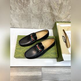 Оригинальная кожаная подошва. Бренд： GUCCI Стандартный размер： му