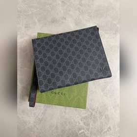Представляем новую коллекцию Gucci. Сумка с контрастным двухцветн
