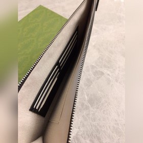 Новая модель мужской сумки, качество как у фирменной, подлинная ф
