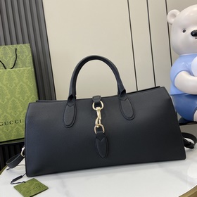 Новинка Средняя сумка-тоут из серии Gucci Jackie. Серия Jackie по
