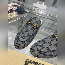 1803-1 Синий G (35-41) С момента своего появления тапочки стали о