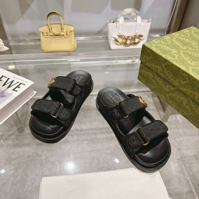 9115-8 Black G (35-42) Этот продукт из коллекции Gucci Lido вдохн