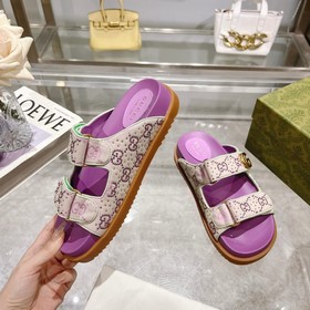 9115-8 Pink Diamond (35-42) Этот аксессуар из коллекции Gucci Lid