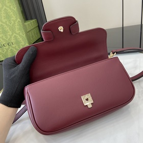 Новинка Сумка Gucci Horsebit 1955 В рекламной кампании к Дню влюб