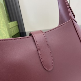 Новинка Осенне-зимняя коллекция 2025 представляет обновленную вер