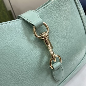 Новинка Маленькая сумка через плечо из серии Gucci Jackie. Эта но