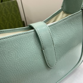 Новинка Маленькая сумка через плечо из серии Gucci Jackie. Эта но