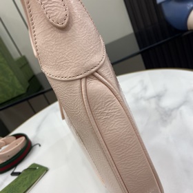 Новинка Маленькая сумка через плечо из серии Gucci Jackie. Эта но