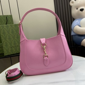 Новинка Маленькая сумка через плечо из серии Gucci Jackie. Эта но
