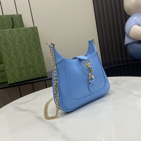 Новинка Мини-сумка через плечо Gucci Jackie Notte. Эта новая сумк