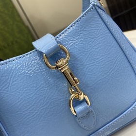 Новинка Мини-сумка через плечо Gucci Jackie Notte. Эта новая сумк