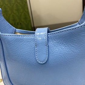 Новинка Мини-сумка через плечо Gucci Jackie Notte. Эта новая сумк