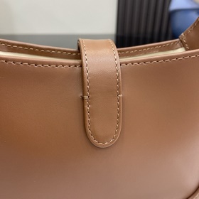 Новинка Мини-сумка через плечо Gucci Jackie Notte. Эта новая сумк