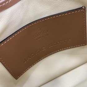 Новинка Мини-сумка через плечо Gucci Jackie Notte. Эта новая сумк