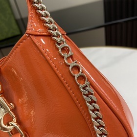 Новинка Мини-сумка через плечо Gucci Jackie Notte. Эта новая сумк