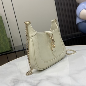 Новинка Мини-сумка через плечо Gucci Jackie Notte. Эта новая сумк