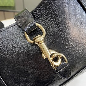 Новинка Мини-сумка через плечо Gucci Jackie Notte. Эта новая сумк