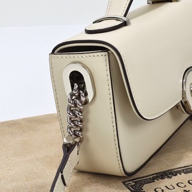 Новая модель, качество как в фирменном магазине, подлинный товар,