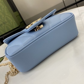 Сумка GG Marmont серии Ultra Mini. Серия GG Marmont, выполненная 