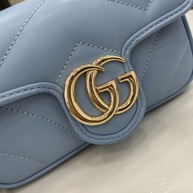 Сумка GG Marmont серии Ultra Mini. Серия GG Marmont, выполненная 