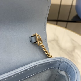 Сумка GG Marmont серии Ultra Mini. Серия GG Marmont, выполненная 