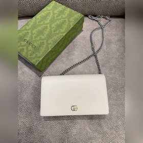 Новейшая сумка Gucci с цепочкой, изготовленная на оригинальном за