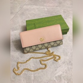 Новинка от Gucci! Изготовлена из импортной кожи ниток, новая сери