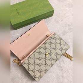 Новинка от Gucci! Изготовлена из импортной кожи ниток, новая сери