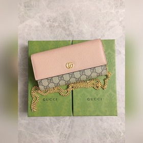 Новинка от Gucci! Изготовлена из импортной кожи ниток, новая сери
