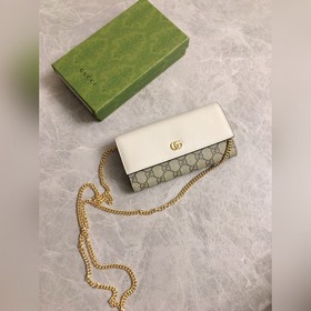 Новинка от Gucci! Изготовлена из импортной кожи ниток, новая сери
