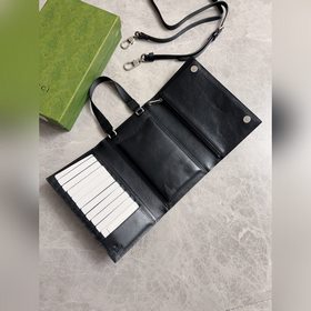 Новинка от Gucci, в продаже в магазинах! Сумка с двойным G-образн