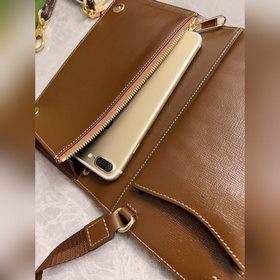 Новинка от Gucci, синхронизирована с официальным магазином. Сумка