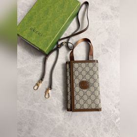 Новинка от Gucci, синхронизирована с официальным магазином. Сумка
