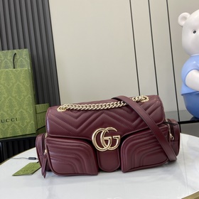 Новинка Маленькая сумка с множеством карманов из серии GG Marmont