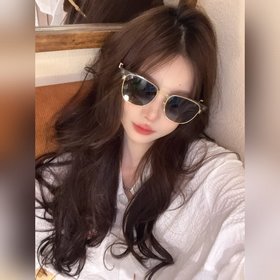 Новинка на официальном сайте Солнцезащитные очки Gucci для мужчи