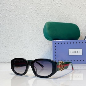 GUCCI МОДЕЛЬ： GG1649 РАЗМЕР： 54/17-140