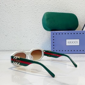 GUCCI МОДЕЛЬ： GG1649 РАЗМЕР： 54/17-140