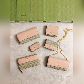Новинка от Gucci! Изготовлена из импортной кожи ниток, новая сери