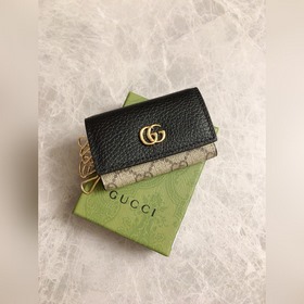 Новинка от Gucci! Изготовлена из импортной кожи ниток, новая сери