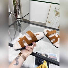 【HERMES】 Классическая популярная модель шерстяных тапочек от Herm