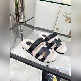 【HERMES】 Классическая популярная модель шерстяных тапочек от Herm