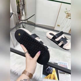 【HERMES】 Классическая популярная модель шерстяных тапочек от Herm
