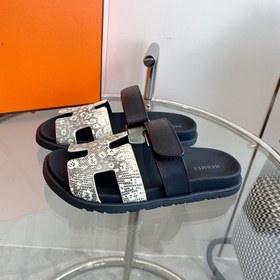 Мужской и женский модели в новых цветах Hermes, серия H chypre, т
