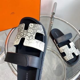 Мужской и женский модели в новых цветах Hermes, серия H chypre, т