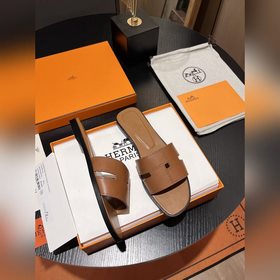 Новинка! HERMES Hermes, новая модель H-拖 2025 года, очень привлек