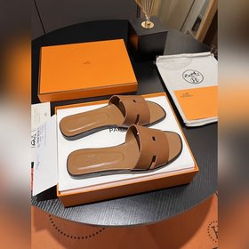 Новинка! HERMES Hermes, новая модель H-拖 2025 года, очень привлек