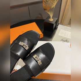 Hermes 2025 новая модель, классические тапочки с застежкой Kelly,